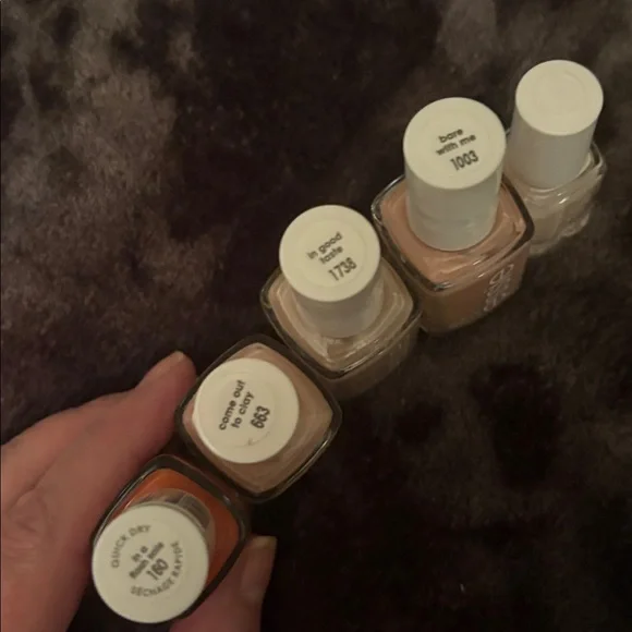 Collection of nail polishes: Lakur, Essie, Zoya- 
Used once - Picture 8 of 9